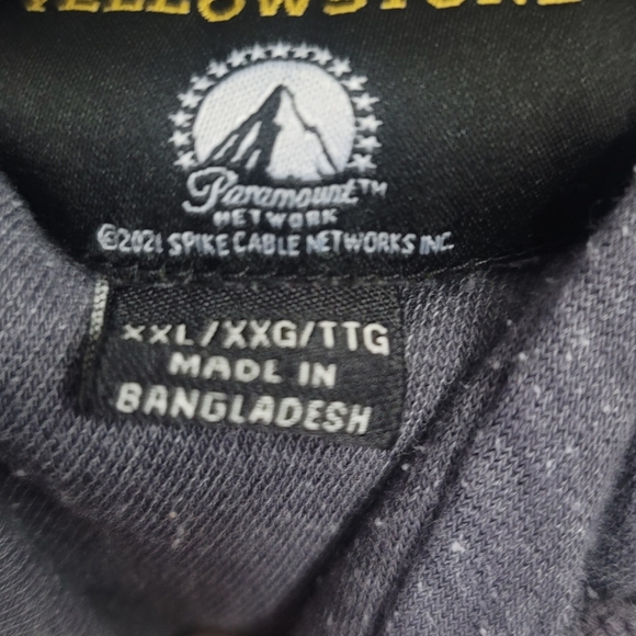Wrangler crop Yellowstone Sweatshirt - Picture 2 of 3